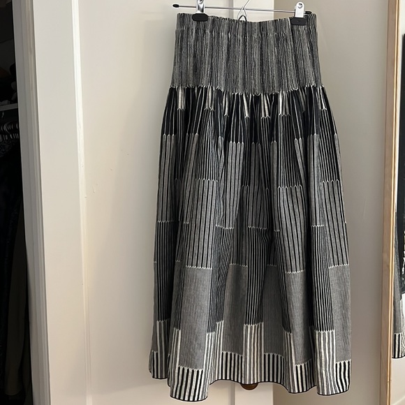 Nuno Co. Lenie/ Lenine Midi Skirt, one size, Black/white - Picture 7 of 10